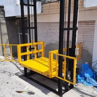 GOODS LIFT